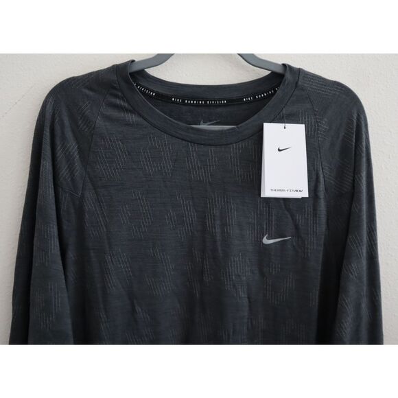 Nike Run Division FZ1125-010 Men's XL Black Therma-Fit ADV Wool Blend Shirt - Picture 8 of 10